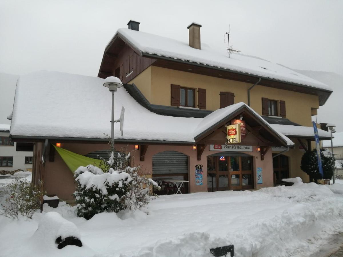 Le Grand Chatelard Hotel Bar Restaurant Sainte-Marie-de-Cuines Eksteriør bilde