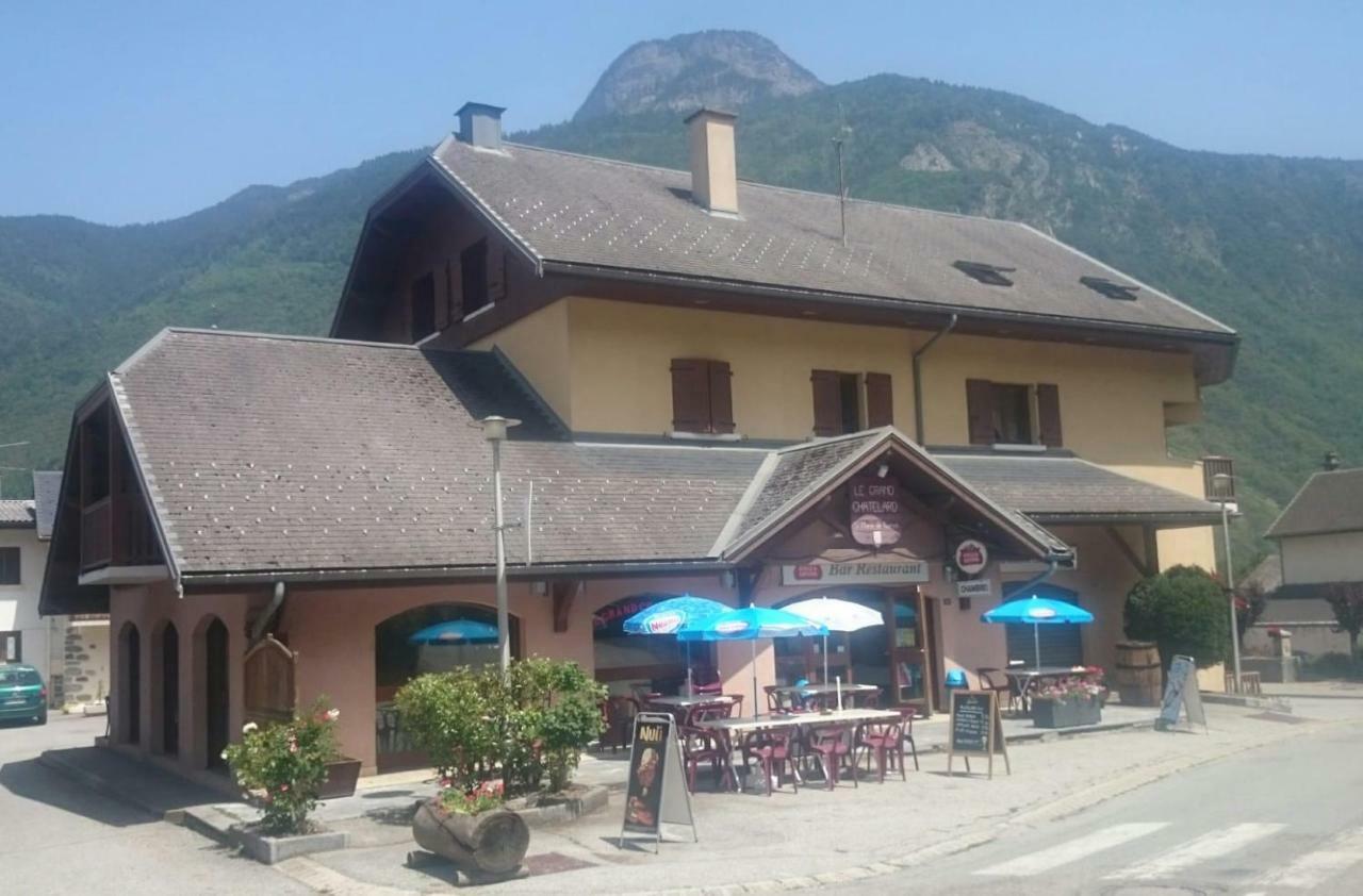 Le Grand Chatelard Hotel Bar Restaurant Sainte-Marie-de-Cuines Eksteriør bilde